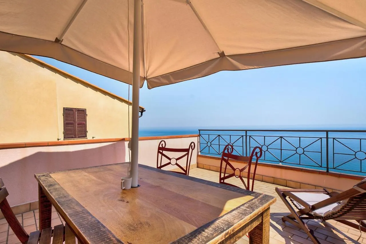 Casa Scotland Apartment Ventimiglia 0*,  Italy
